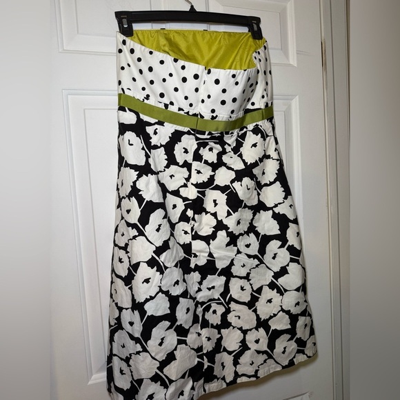 Anne Klein Strapless Black & White Floral Dress Green Bow Size 12 Fit & Flare - Picture 4 of 8